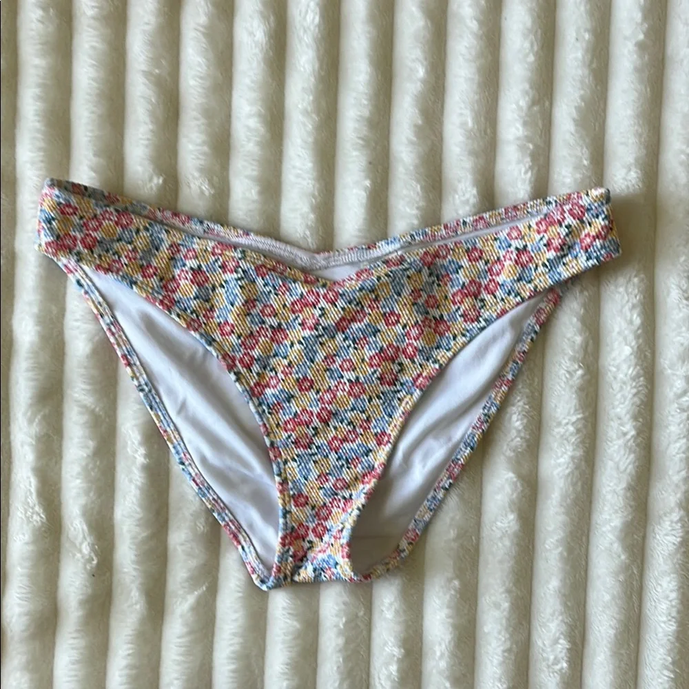 Hollister Colorful Patterned Bikini Bottom - Picture 1 of 4